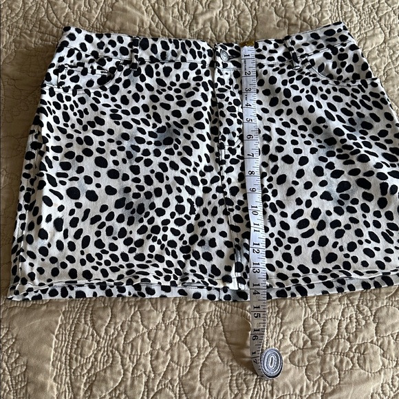 Motel Rocks Black and White Patterned Mini Skirt - Picture 3 of 6